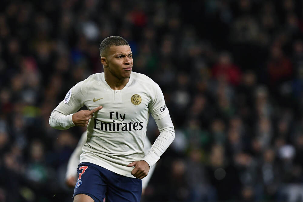 历史首进决赛！U23男足3:0大胜越南，将与日本争冠